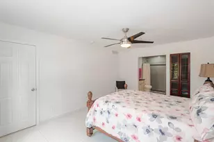 200 Diplomat Pkwy, Hallandale Beach, FL 33009 - Photo 16