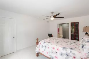 200 Diplomat Pkwy, Hallandale Beach, FL 33009 - Photo 16