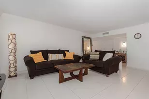 200 Diplomat Pkwy, Hallandale Beach, FL 33009 - Photo 10