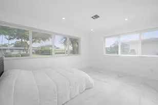 19930 NE 20th Ct, Miami, FL 33179 - Photo 14