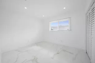 19930 NE 20th Ct, Miami, FL 33179 - Photo 22