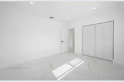 19930 NE 20th Court, Miami, FL 33179 - Photo 18