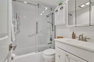 745 SE 19th Ave, Deerfield Beach, FL 33441 - Photo 20