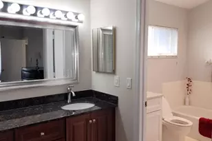 426 SE 3rd Pl, Dania Beach, FL 33004 - Photo 24