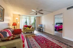 8930 S Hollybrook Blvd, Pembroke Pines, FL 33025 - Photo 1