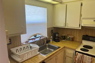 10100 NW 30th Ct, Sunrise, FL 33322 - Photo 12