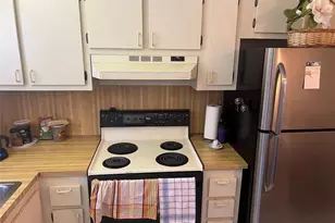 10100 NW 30th Ct, Sunrise, FL 33322 - Photo 14