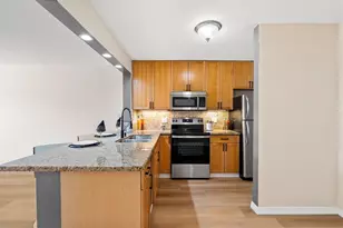 2420 SE 17 Unit, Hollywood, FL 33019 - Photo 2