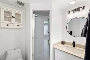 2420 SE 17 Unit, Fort Lauderdale, FL 33019 - Photo 10