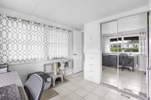 5670 SW Cypress Dr, Fort Lauderdale, FL 33312 - Photo 32