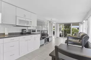 5670 SW Cypress Dr, Fort Lauderdale, FL 33312 - Photo 10