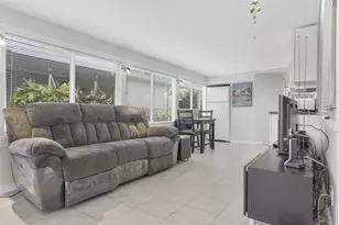 5670 SW Cypress Dr, Fort Lauderdale, FL 33312 - Photo 30