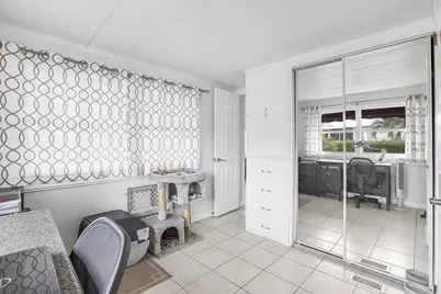 5670 SW Cypress Drive, Fort Lauderdale, FL 33312 - Photo 32