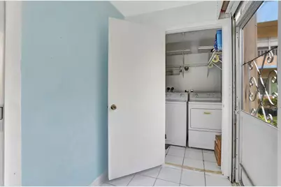 204 Burgundy #204, Delray Beach, FL 33484 - Photo 22