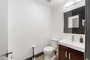 2301 N Atlantic Blvd, Fort Lauderdale, FL 33305 - Photo 32