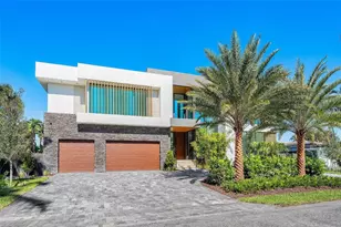 2817 NE 25th St, Fort Lauderdale, FL 33305 - Photo 2