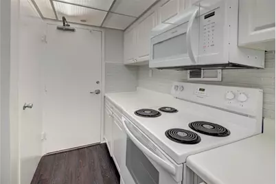 1000 West Avenue #1405, Miami Beach, FL 33139 - Photo 4