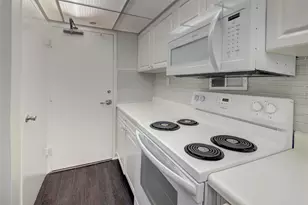 1000 West Ave, Miami Beach, FL 33139 - Photo 4