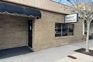 145 S Ridgewood Dr, Sebring, FL 33870 - Photo 1