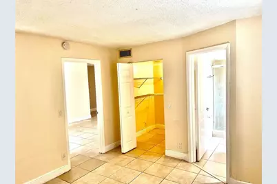 4425 Treehouse Lane #A, Tamarac, FL 33319 - Photo 6
