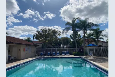 11266 SW 12th Street, Pembroke Pines, FL 33025 - Photo 14