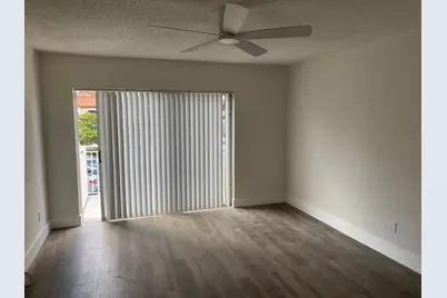 11266 SW 12th Street, Pembroke Pines, FL 33025 - Photo 10