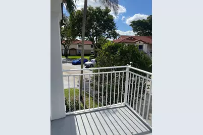 11266 SW 12th Street, Pembroke Pines, FL 33025 - Photo 12