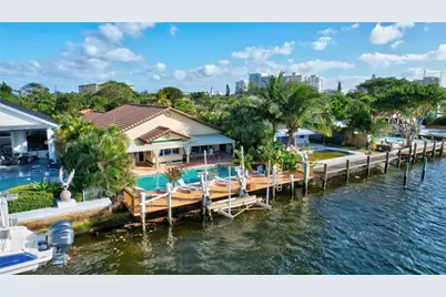 305 S Riverside Drive, Pompano Beach, FL 33062 - Photo 1