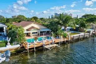 305 S Riverside Dr, Pompano Beach, FL 33062 - Photo 1