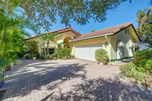 305 S Riverside Dr, Pompano Beach, FL 33062 - Photo 10