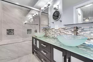 2801 NE 183rd St, Aventura, FL 33160 - Photo 24