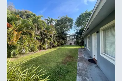 35 NE 3rd Street, Dania, FL 33004 - Photo 18