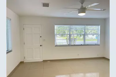 35 NE 3rd Street, Dania, FL 33004 - Photo 2