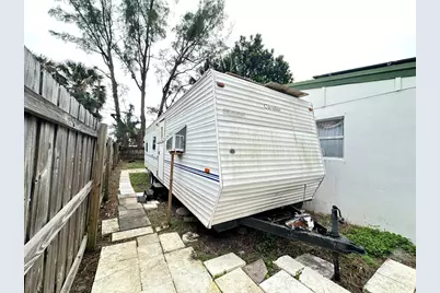 578 Tallulah Road, Lake Worth Beach, FL 33462 - Photo 12