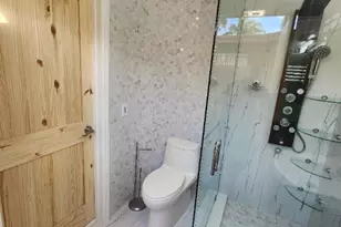 2503 Andros Ln, Fort Lauderdale, FL 33312 - Photo 6