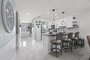 21215 Lago Cir, Boca Raton, FL 33433 - Photo 1