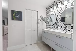 21215 Lago Cir, Boca Raton, FL 33433 - Photo 18