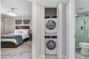 9523 S Hollybrook Lake Dr, Pembroke Pines, FL 33025 - Photo 6