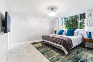 9523 S Hollybrook Lake Dr, Pembroke Pines, FL 33025 - Photo 18
