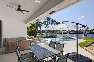 513 S Riverside Dr, Pompano Beach, FL 33062 - Photo 8