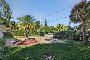 513 S Riverside Dr, Pompano Beach, FL 33062 - Photo 14