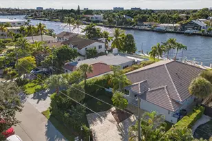 513 S Riverside Dr, Pompano Beach, FL 33062 - Photo 2