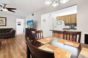 330 Knotty Pine Cir, Greenacres, FL 33463 - Photo 18