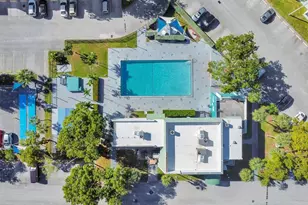 17620 Atlantic Blvd, North Miami Beach, FL 33160 - Photo 30