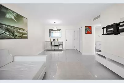 17620 Atlantic Boulevard #302, North Miami Beach, FL 33160 - Photo 6