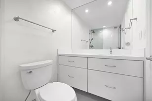 17620 Atlantic Blvd, North Miami Beach, FL 33160 - Photo 22