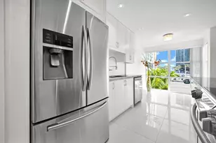 17620 Atlantic Blvd, North Miami Beach, FL 33160 - Photo 12