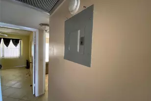 2019 Cambridge A, Deerfield Beach, FL 33442 - Photo 12