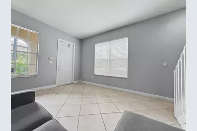 6927 Julia Gardens Drive, Coconut Creek, FL 33073 - Photo 4
