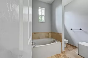 6927 Julia Gardens Dr, Coconut Creek, FL 33073 - Photo 24